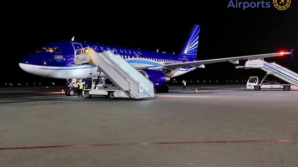 Авиакомпания AZAL начала полеты из Баку в Ургенч  - Sputnik Ўзбекистон