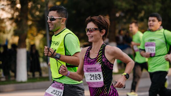 В Самарканде пройдет благотворительный забег Samarkand Marathon 2023  - Sputnik Узбекистан